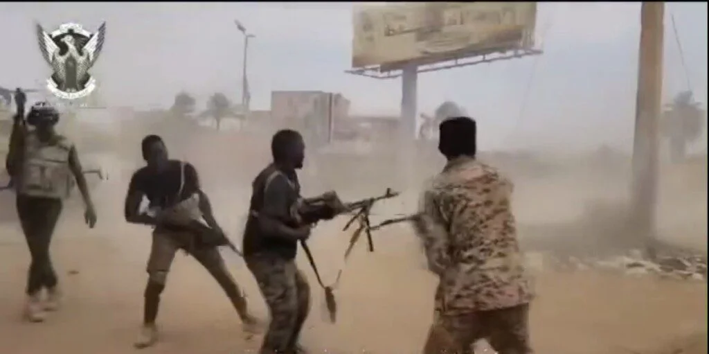ارتفاع عدد ضحايا منطقة الفتيحاب خلال الحرب إلى 120 قتيل – كشفت غرفة طوارئ الفتيحاب بأمدرمان عن مقتل الممرض ياسر مكاوي المنصور عضو