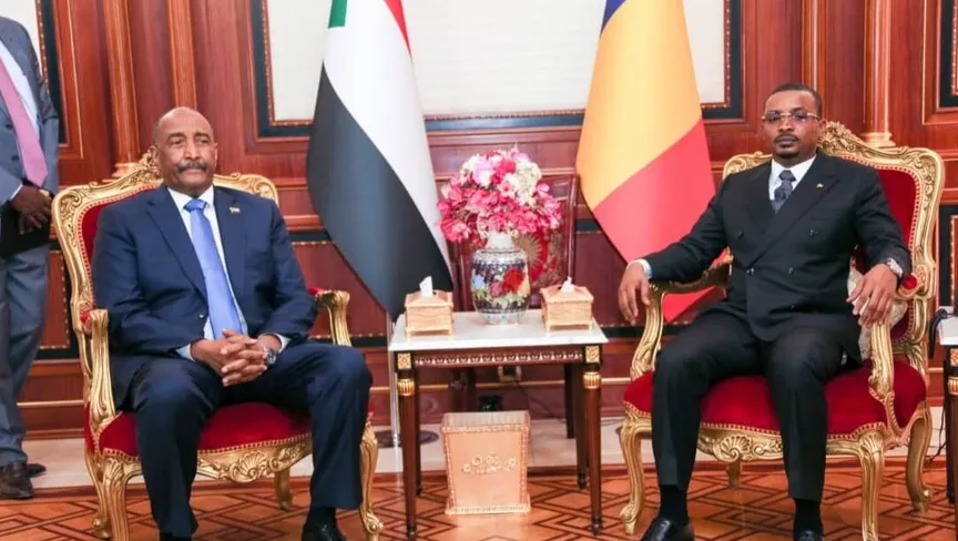 السودان وتشاد يتبادلان طرد الدبلوماسيين.. والخرطوم: لن نعتذر – أعلنت وزارة الخارجية السودانية، الأحد، طرد 4 دبلوماسيين تشاديين، رداً على خطوة