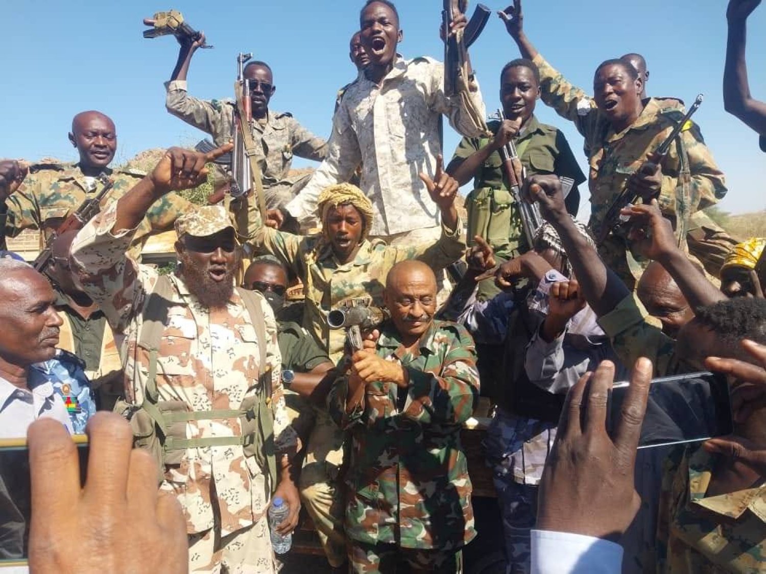 السودان: تحشيد في القضارف… وترقب لـ«قتال أكبر» – فيما زادت مستويات التحشيد العسكري في صفوف قبل مؤيدي الجيش في مدينة
