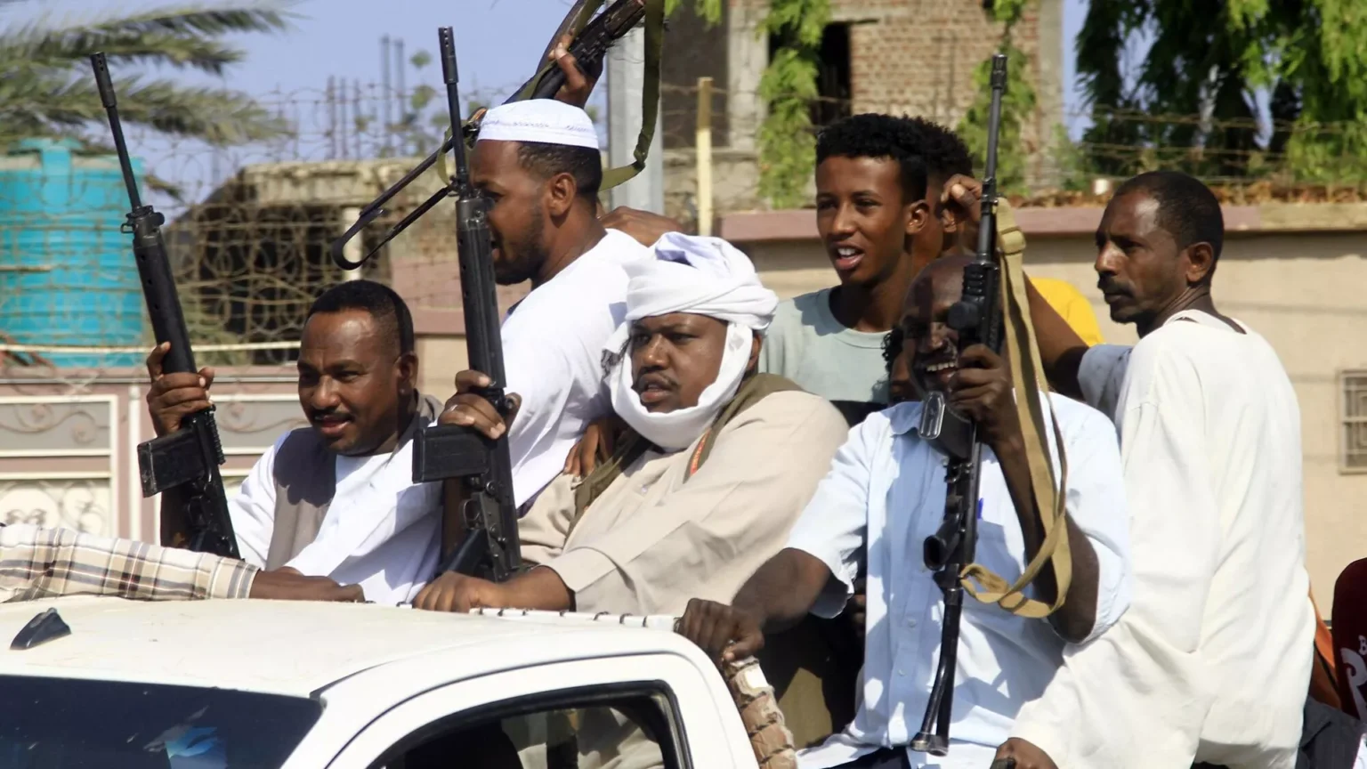 والي النيل الأبيض يعلن الجهاد.. دفاعا عن “الدين والوطن” – أعلن عمر الخليفة عبد الله والي ولاية النيل الأبيض السودانية “الجهاد في