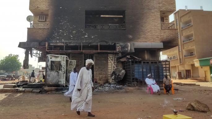 غياب الاعلام السوداني عن تغطية الحرب تسبب في ملء الفضاء بالأكاذيب وخطاب الكراهية – منذ اندلاع الحرب في الخا مس عشر من ابريل الماضي غابت الصحف