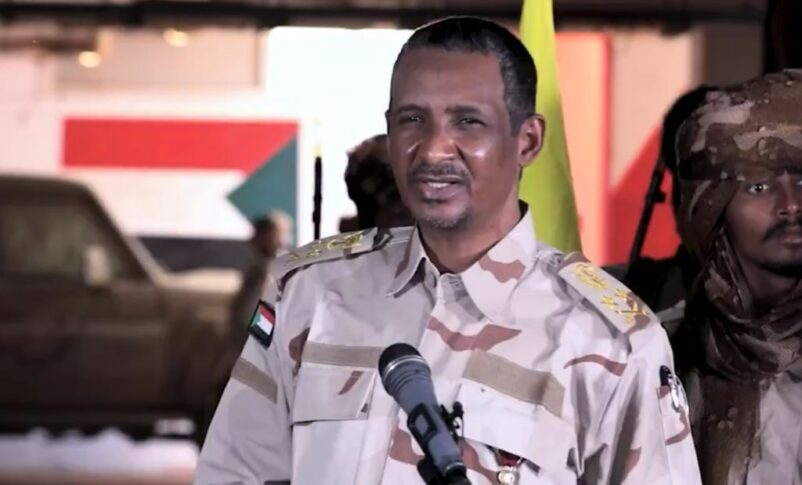 قائد قوات الدعم السريع يشيد بمخرجات مفاوضات جنيف – أشاد قائد قوات الدعم السريع الفريق أول محمد حمدان دقلو  ( حميدتى