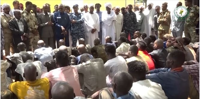 ضبط أكثر من 200 متفلت وتفكيك أوكار الجريمة في دارفور.. –  sudanjem.net – ٧يوليو ٢٠٢٥م : في تطور أمني لافت، كشف رئيس الإدارة
