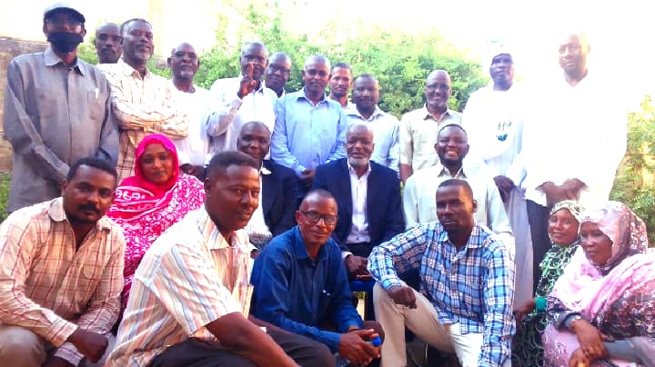 د. صندل : العدل والمساواة تجدد التزامها بالعمل السياسي والعسكري لبناء السودان الجديد – نيالا – sudanjem.net: التقى رئيس حركة العدل والمساواة السودانية وزير الداخلية الفريق